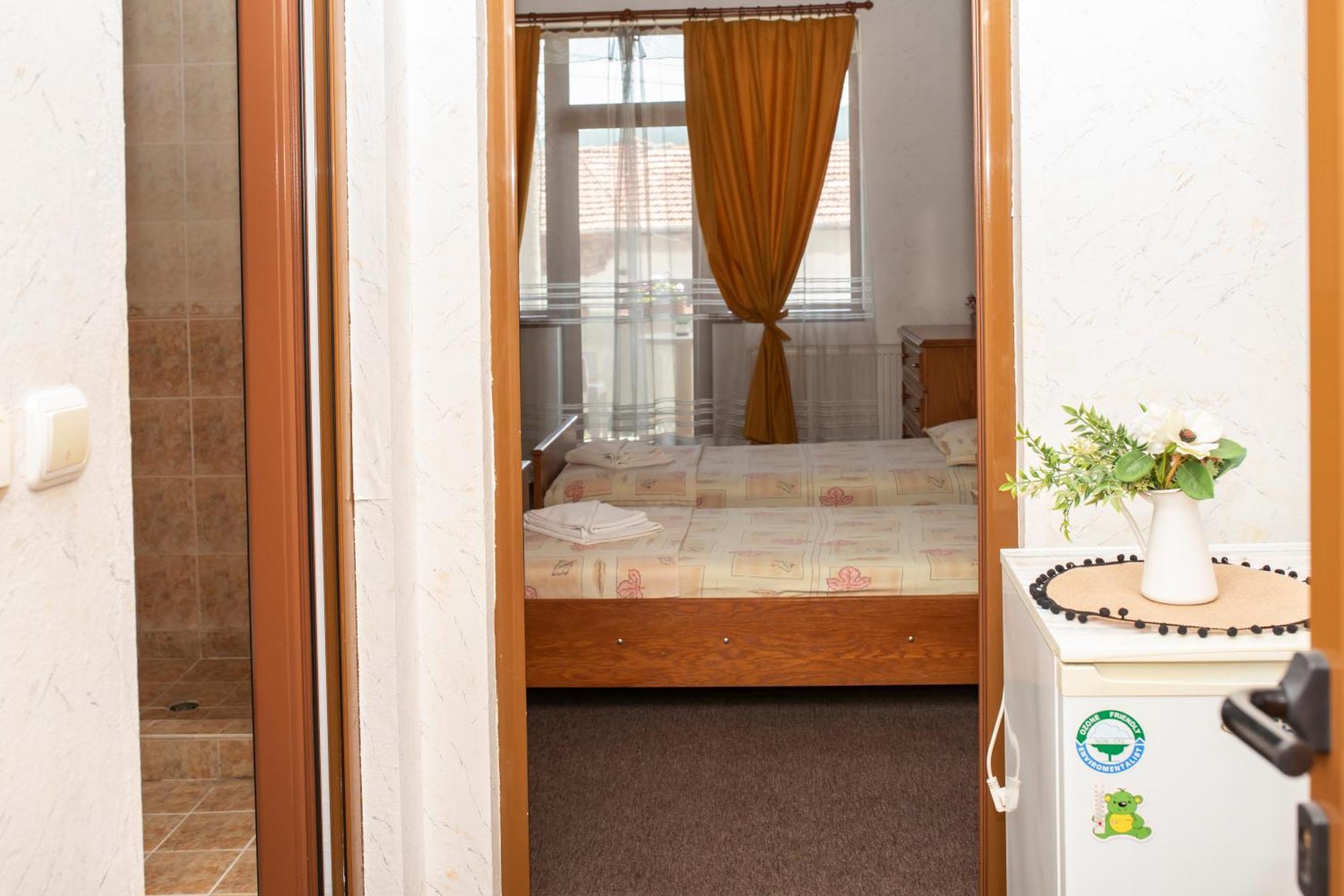 Комплекс Плавис Tryavna Extérieur photo