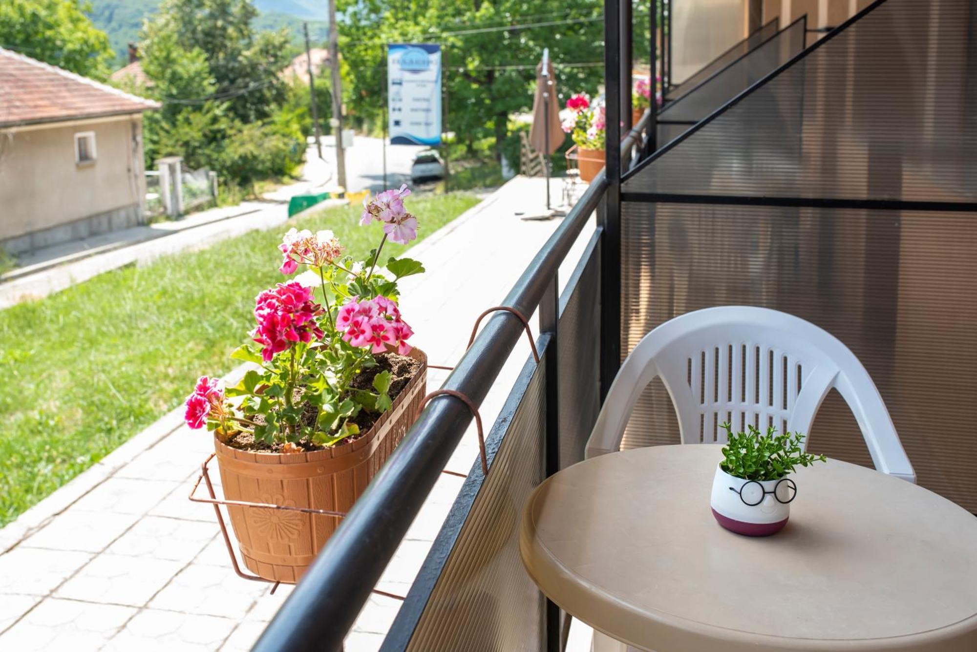 Комплекс Плавис Tryavna Extérieur photo
