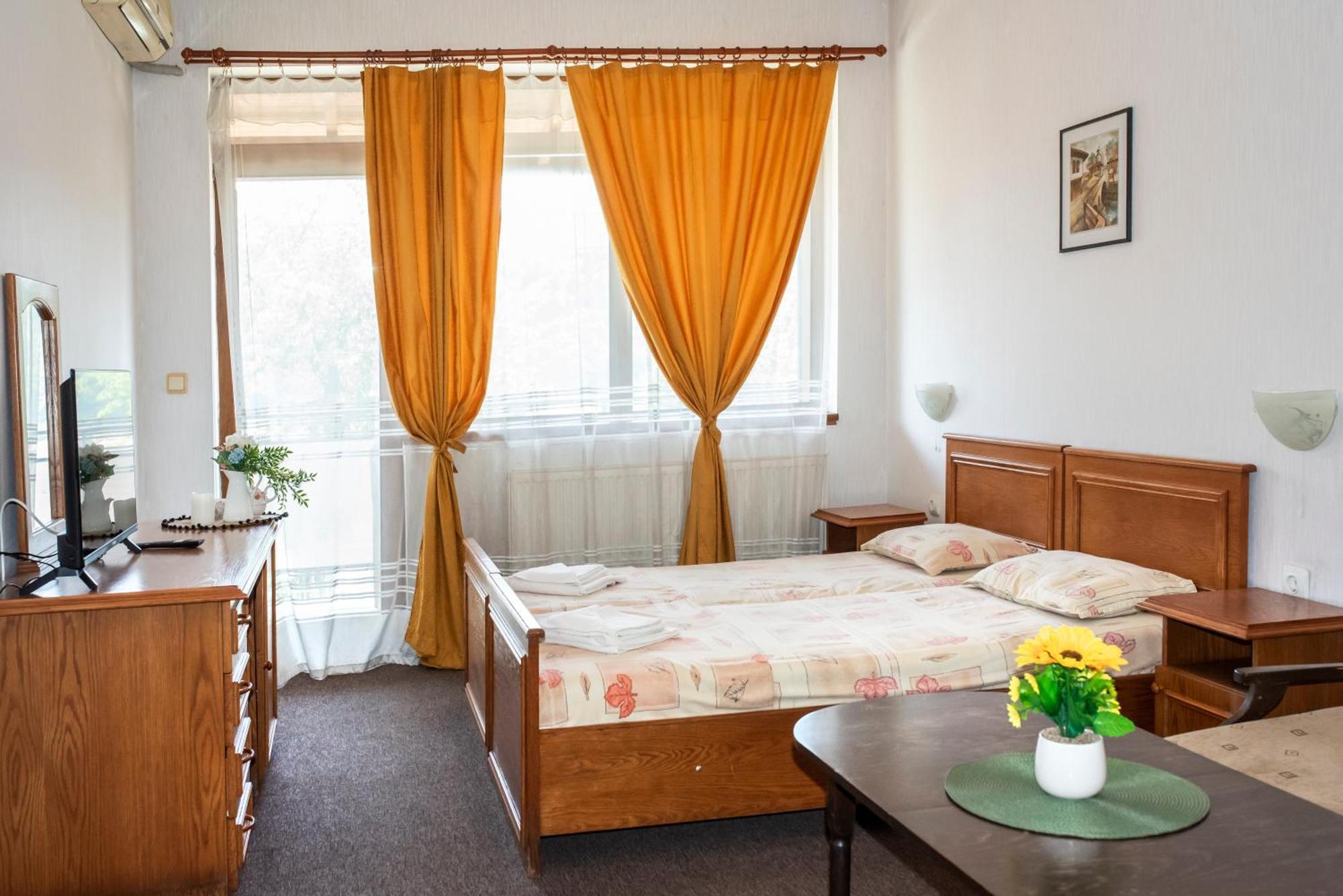 Комплекс Плавис Tryavna Extérieur photo